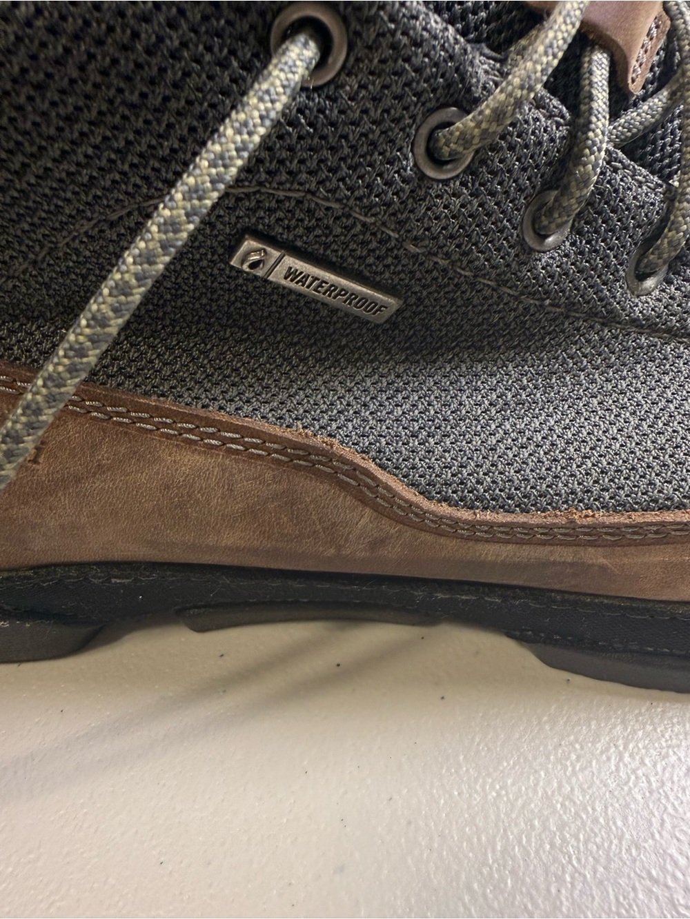 OluKai Ua Kea WP Waterproof Mid Chukka Sneaker Boots Gray Brown Men's 11.5 - Picture 3 of 6